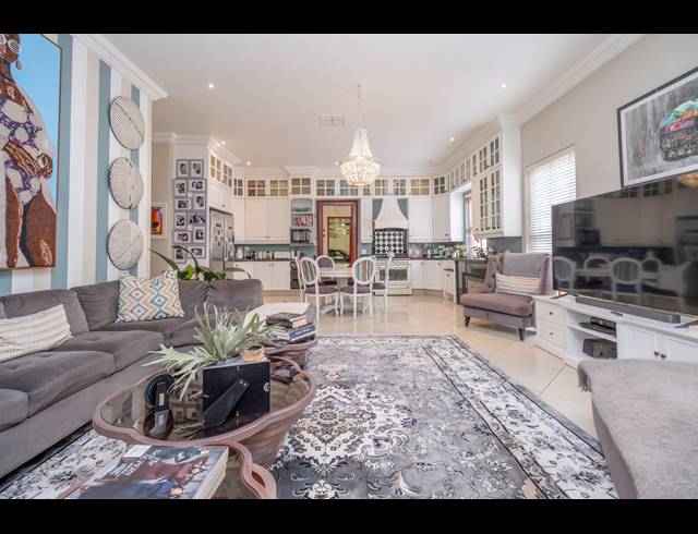 4 BEDROOM CLUSTER FOR SALE IN BRYANSTON